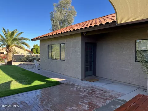 Exterior - 3824 E Kachina Dr, Phoenix, AZ 85044 photo 2 of 3