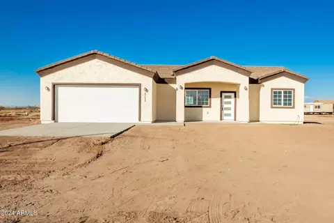 35648 W Hidalgo Ave, Tonopah, AZ 85354