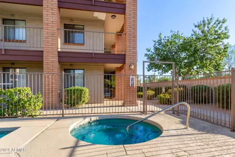 17 E Ruth Ave #310, Phoenix, AZ 85020 photo 4