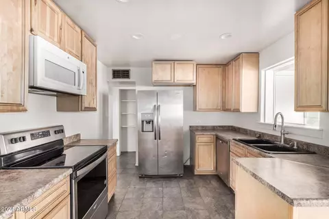 1465 E 2nd Ave, Mesa, AZ 85204 photo 13