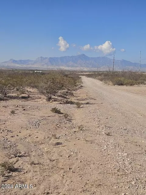 7 1ac Lot B W Oldsmobile Dr #2B, Bisbee, AZ 85603 photo 2