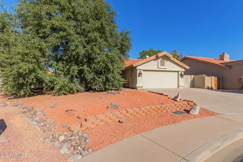 5838 E Fox Cir, Mesa, AZ 85205 photo 3