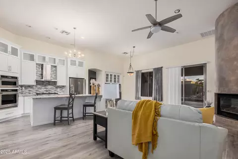 1239 E Kramer Cir, Mesa, AZ 85203 photo 8