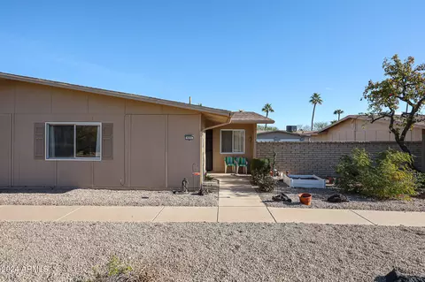 19255 N Star Ridge Dr, Sun City West, AZ 85375