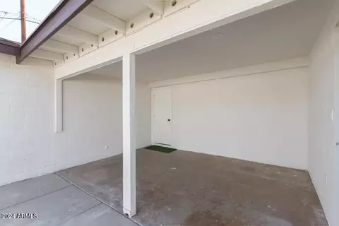 Exterior - 6306 W Mitchell Dr, Phoenix, AZ 85033 photo 1 of 5