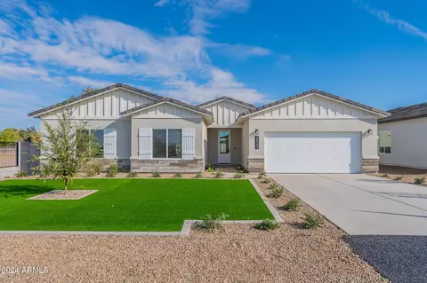 951 N 97th Way, Mesa, AZ 85207