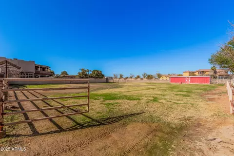 Exterior - 2632 E Camina Plata --, Gilbert, AZ 85298 photo 15 of 28