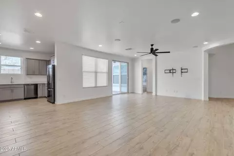 2955 N Augustine --, Mesa, AZ 85207 photo 4