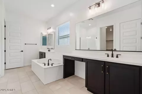 Entry Way - 11512 E Utah Ave, Mesa, AZ 85212 photo 4 of 7