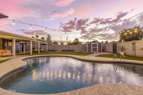 Exterior - 1322 E Colter St, Phoenix, AZ 85014 photo 2 of 24