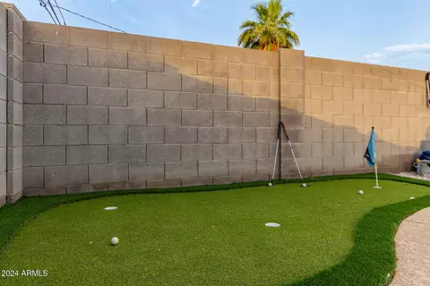Exterior - 1322 E Colter St, Phoenix, AZ 85014 photo 18 of 24