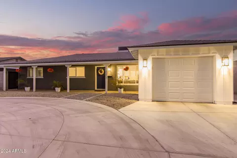 Exterior - 1322 E Colter St, Phoenix, AZ 85014 photo 4 of 24