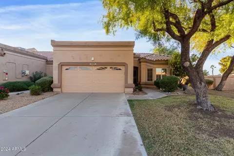 19124 N 83rd Ln, Peoria, AZ 85382