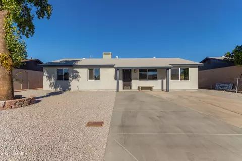 7272 W College Dr, Phoenix, AZ 85033