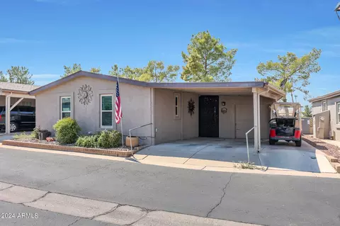 6226 S Cypress Point Dr, Chandler, AZ 85249