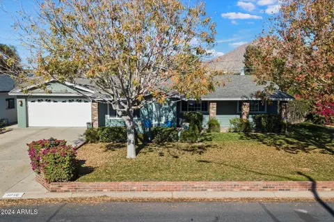 5056 E Weldon Ave, Phoenix, AZ 85018 photo 2