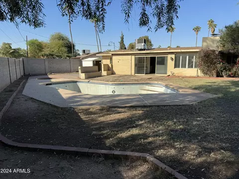 1325 E Avalon Dr, Phoenix, AZ 85014 photo 24
