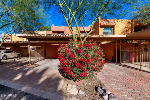 2500 N Hayden Rd #19, Scottsdale, AZ 85257