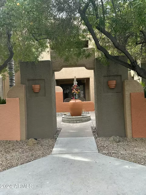 3845 E Greenway Rd #124, Phoenix, AZ 85032