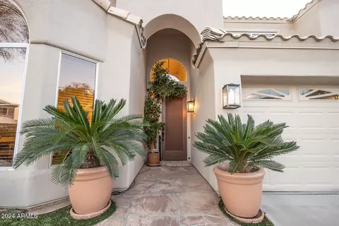 741 E Mountain Sage Dr, Phoenix, AZ 85048 photo 3