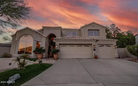 741 E Mountain Sage Dr, Phoenix, AZ 85048 photo 2