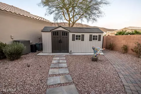 741 E Mountain Sage Dr, Phoenix, AZ 85048 photo 5
