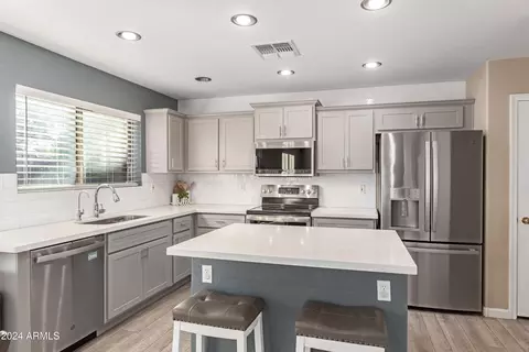 2959 S Mandy Cir, Mesa, AZ 85212 photo 6
