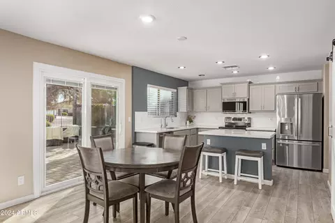 2959 S Mandy Cir, Mesa, AZ 85212 photo 5