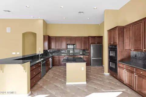 Kitchen - 3331 E Indigo Cir, Mesa, AZ 85213 photo 2 of 5