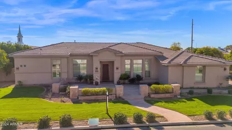 3331 E Indigo Cir, Mesa, AZ 85213