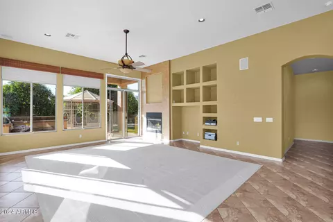 Living - 3331 E Indigo Cir, Mesa, AZ 85213 photo 2 of 7