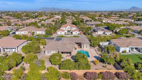 View/Area - 3331 E Indigo Cir, Mesa, AZ 85213 photo 2 of 6