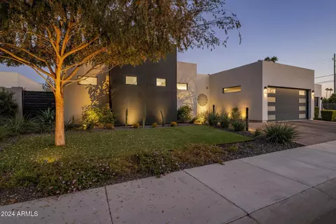 5513 N 2nd Pl, Phoenix, AZ 85012 photo 2