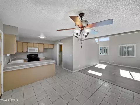 408 E Hidalgo Ave, Phoenix, AZ 85040 photo 3