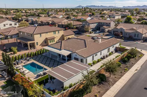 View/Area - 3022 E Warbler Rd, Gilbert, AZ 85297 photo 2 of 7