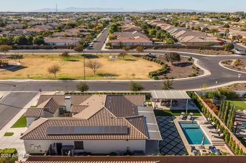 View/Area - 3022 E Warbler Rd, Gilbert, AZ 85297 photo 6 of 7