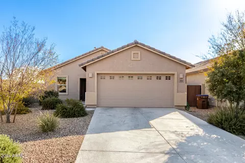 253 W Tamarack Dr, San Tan Valley, AZ 85140