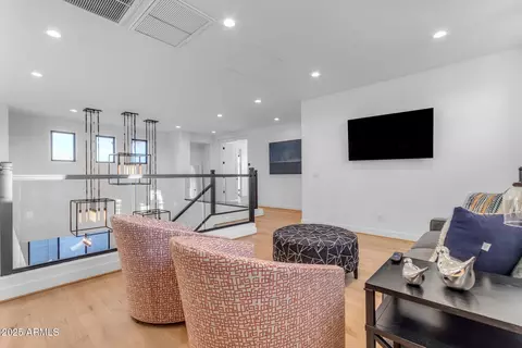 Entry Way - 3901 E Sagebrush St, Gilbert, AZ 85296 photo 13 of 14