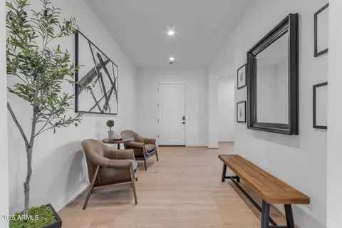 Entry Way - 3901 E Sagebrush St, Gilbert, AZ 85296 photo 2 of 14