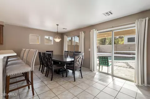 1041 W Chilton Ave, Gilbert, AZ 85233 photo 4