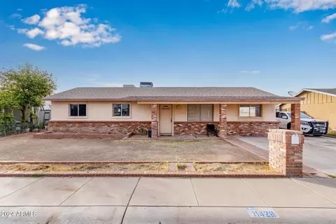11428 N 57th Ln, Glendale, AZ 85304