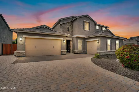 10153 W El Cortez Pl, Peoria, AZ 85383