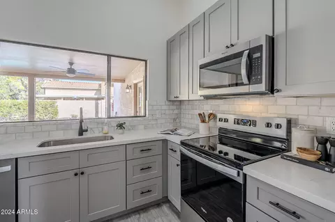 140 E Dawn Dr, Tempe, AZ 85284 photo 19