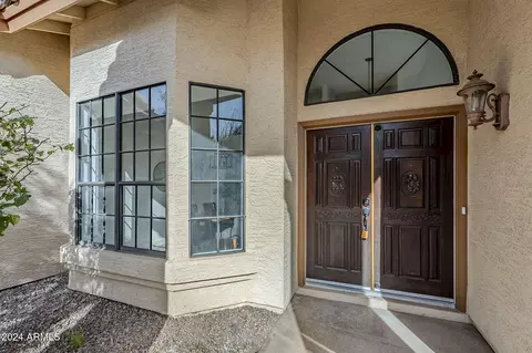140 E Dawn Dr, Tempe, AZ 85284 photo 3