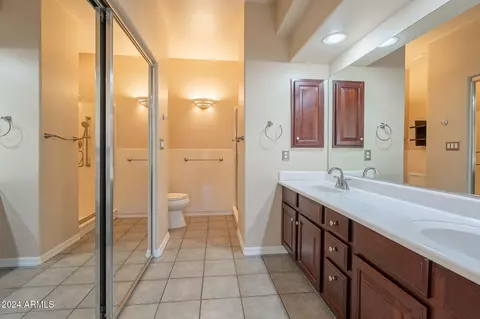 Bath - 4202 E Broadway Rd #132, Mesa, AZ 85206 photo 1 of 4