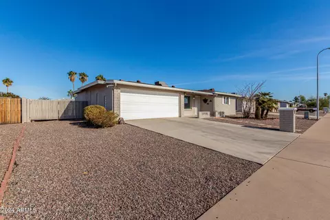 6110 Ensenada St, Mesa, AZ 85205 photo 2