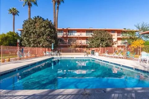 Exterior - 150 E Coronado Rd #47, Phoenix, AZ 85004 photo 8 of 10