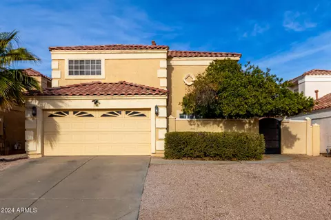 3348 E Woodland Dr, Phoenix, AZ 85048