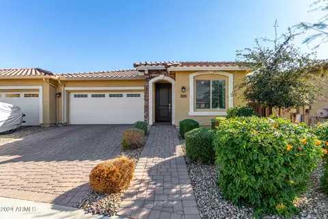 24589 N 172nd Dr, Surprise, AZ 85387