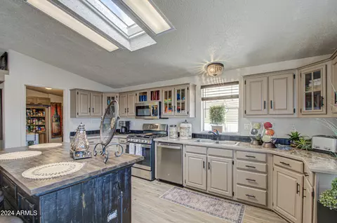 2208 W Baseline Ave #21, Apache Junction, AZ 85120 photo 15